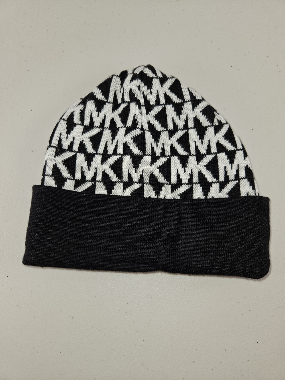 Michael Kors Pattern Black & White Knit Beanie Like New